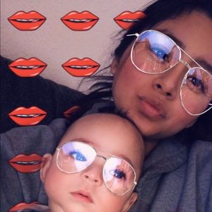 Meet your Posher, Celia